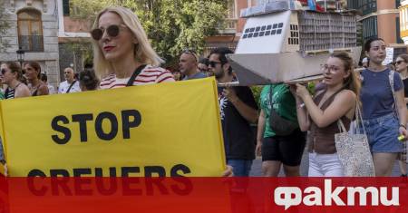 Все повече испанци се отказват от традиционните си летни почивки