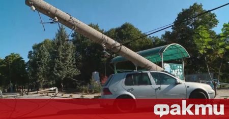 Катастрофа в Рогош остави селото без ток При пътния инцидент