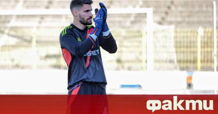 Хърватският вратар на Левски Матей Маркович пропусна последното занимание на