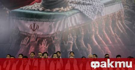 Железопътната връзка между иранската столица Техеран и град Машхад беше