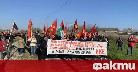 Photo of Des communistes grecs arrêtent un train transportant des chars américains en direction de la Bulgarie (vidéo) ᐉ Actualités de Fakti.bg – Monde
