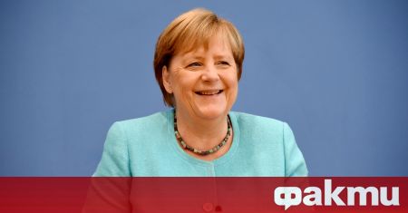 Ангела Меркел посъветва следващия канцлер на Германия да запази диалога
