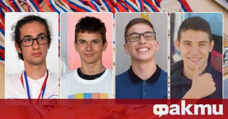 Български ученици спечелиха четири медала в един от най-престижните турнири