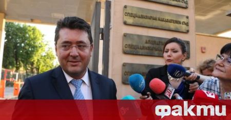 Арестът на президентския секретар Пламен Узунов от лятото на миналата