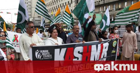 Хиляди хора излязоха на демонстрации в пакистански градове днес за