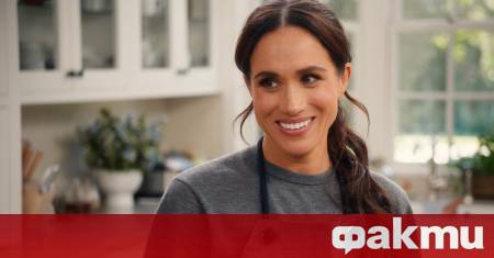 Американската кънтри легенда Доли Партън е отхвърлила покана за участие