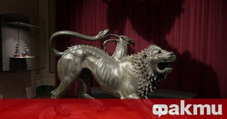 Етруската бронзова скулптура известна като Химера от Арецо бе изложена