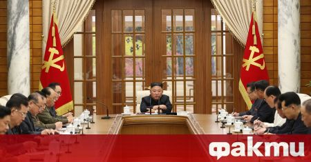 Лидерът на Северна Корея направи първа публична поява от няколко