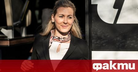 Австрийската министърка на семейството и труда Кристине Ашбахер подаде оставка