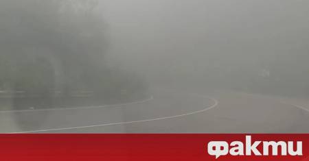 Пътищата из страната са предимно мокри а на места е