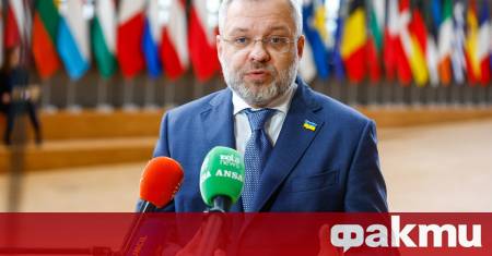 Украинската Върховна рада парламентът гласува за отстраняването на министъра на