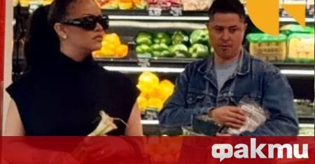 Риана бе забелязана с впечатляващ пръстен на безименния си пръст