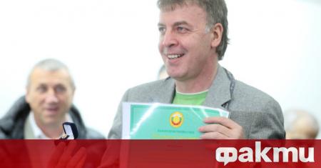 Новият собственик на Левски Наско Сираков дава пресконференция във VIP
