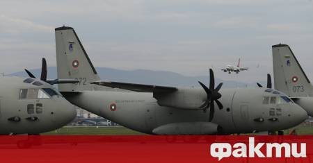 На територията на цялата страна се изпълняват тренировъчни военни полети