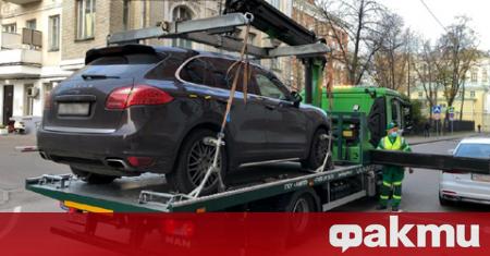 Собственик на Porsche Cayenne от руската столица Москва остана без