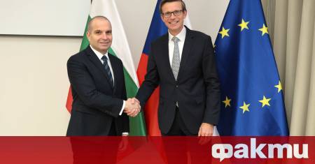 България може да използва и да заимства от успешния чешки