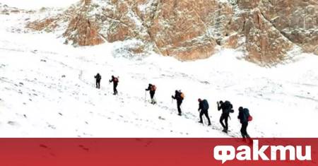 Двама алпинисти загинаха при трагичен инцидент по време на изкачване