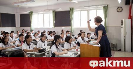 Учителите в Япония винаги са били крайно претоварени с извънредни