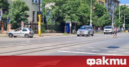 Столичната община започна обновяване на пътната маркировка в града с