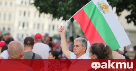 Продължават протестните действия на български граждани в други държави съобщи