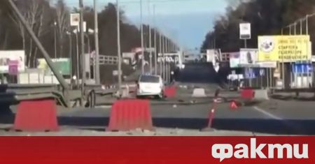 Руски войски са стреляли няколко минути по автомобил в който