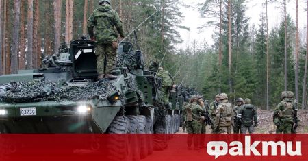 Латвия възнамерява да възстанови задължителната военна служба за мъжете през