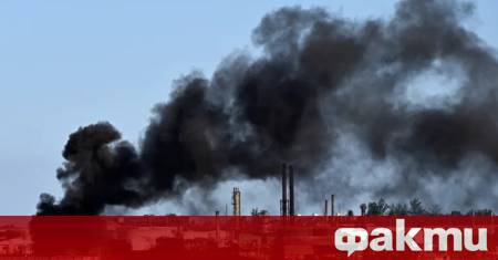 Пожар избухна в склад на нефтената рафинерия Нико Лопес в