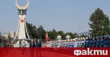 Независими журналисти и представители на турските телевизионни канали Илке ТВ