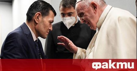 Папата даде ваксина за надежда в Ирак Пандемията промени всички