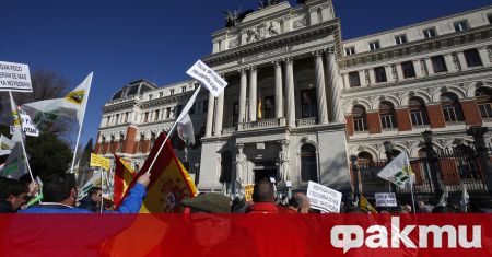 Активисти организираха протест в Испания съобщи Ел Паис Демонстрацията се