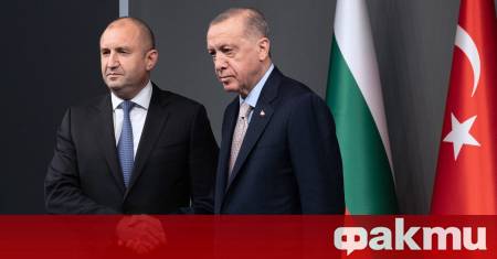 Министър председателят Румен Радев ще посети днес Анкара където ще