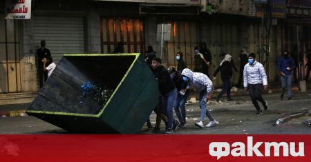 Израелската полиция се сблъска с маскирани, хвърлящи камъни палестинци близо