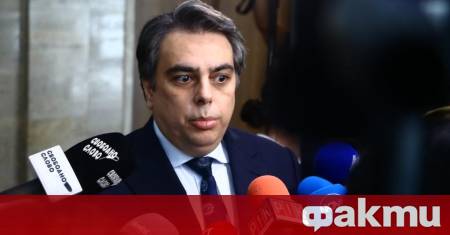 Бойко Борисов не успя да изгони програмистите като им каза