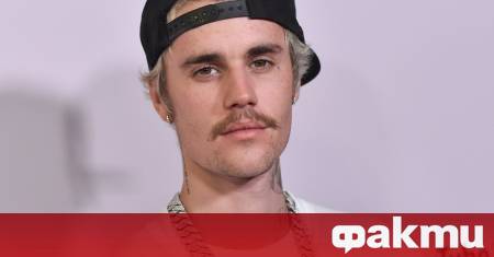 Певецът Джъстин Бийбър е бил забелязан да се изхожда в