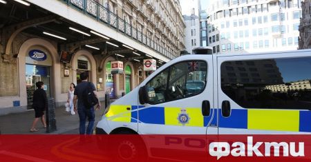 Британската полиция разследва случай в град Манчестър при който протестиращ