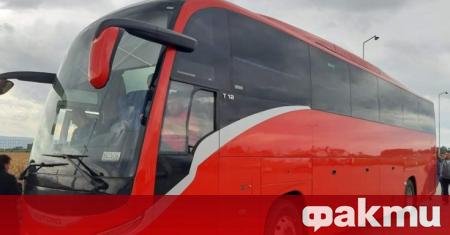 Новият клубен автобус на ЦСКА вече е на българска земя,