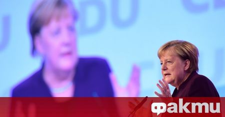 Очаква се днес германският канцлер Ангела Меркел да получи първа