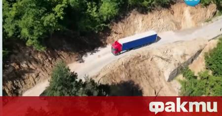 Възстановиха движението по пътя Кричим – Девин в отсечката в