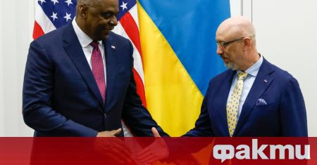 Високомобилните артилерийски ракетни системи HIMARS са пристигнали в Украйна Това