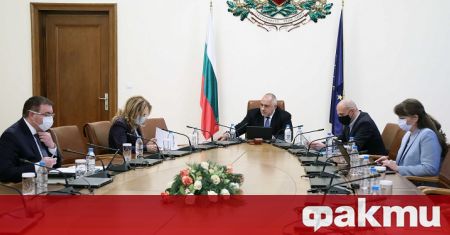 Министърът на здравеопазването Костадин Ангелов представи на премиера Бойко Борисов