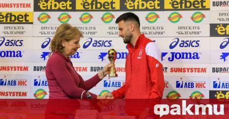 Последните дни са били изключително драматични за централния защитник Лумбард