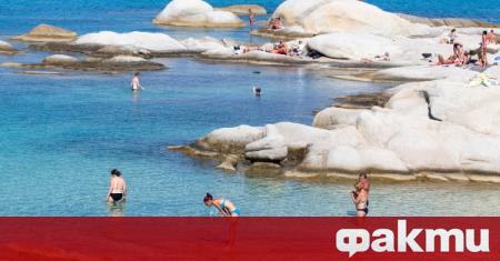 Гърция очаква чуждестранните туристи в страната сериозно да намалеят през