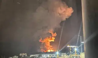 Масирана украинска атака срещу Новоросийск порази кораб и нефтена база, има пострадали