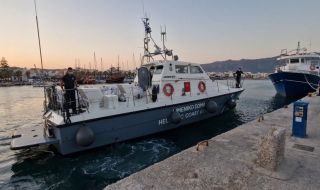 Още 15 мигранти са спасени от морето край гръцкия остров Лесбос