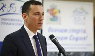 Терзиев: Всеки ден близо 64 000 ученици разчитат на обществения транспорт в София