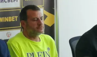 Алекс Илиев: Гледахме мача и се прегърнахме с Филипов