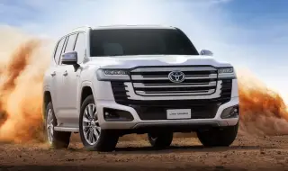 Toyota Land Cruiser 300 също стана хибрид