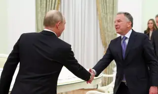 След 4-часоаа среща между Путин и Уиткоф в Кремъл: Русия, САЩ и Украйна преговарят днес в ОАЕ