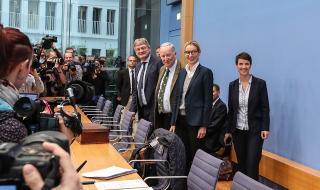 Алтернатива за Германия: Споразумението за бежанците е глупост