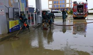 Воден ужас в Албания